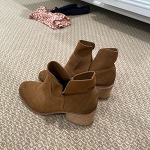 leather boots!